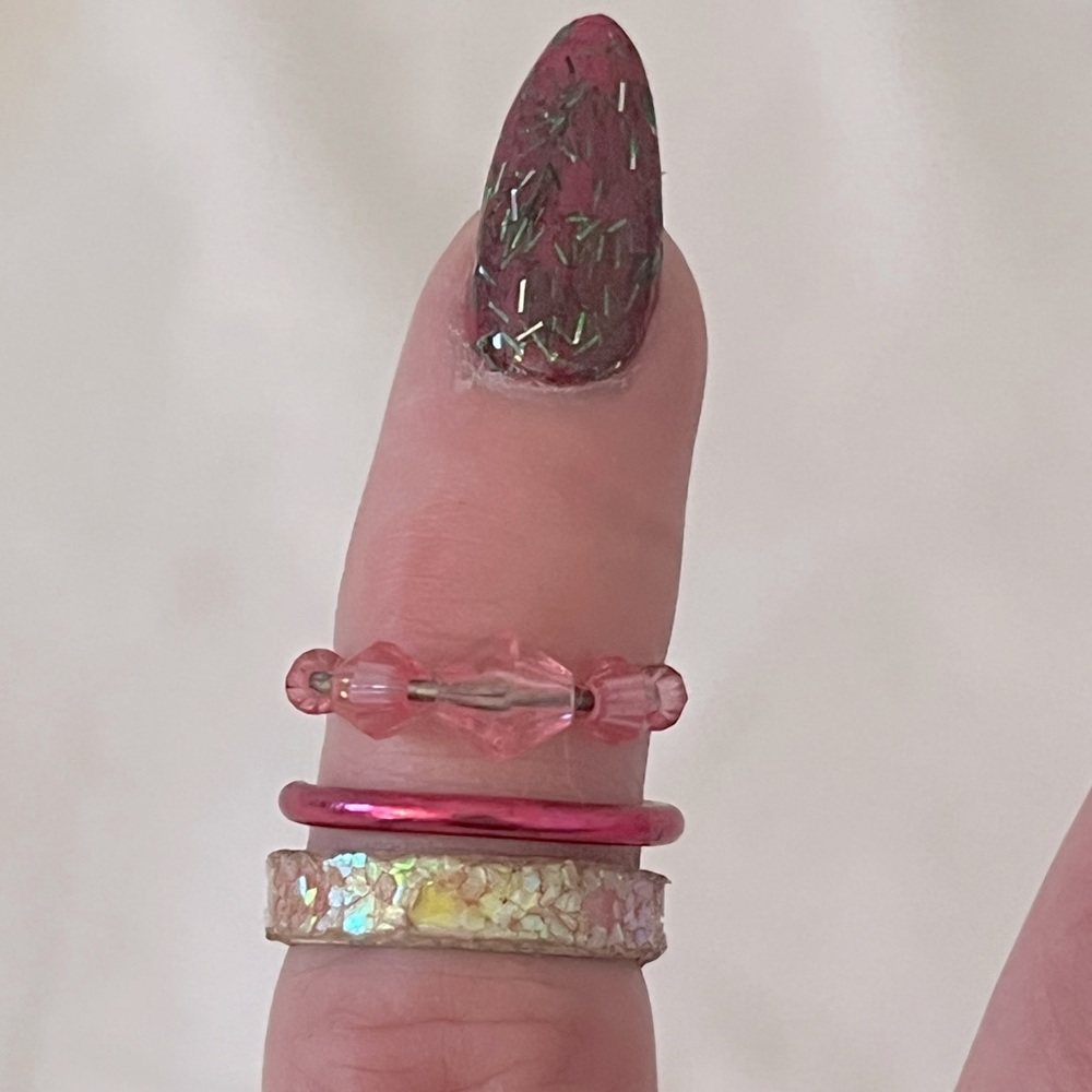 1990s Pink Glitter Toe Ring Set (3)